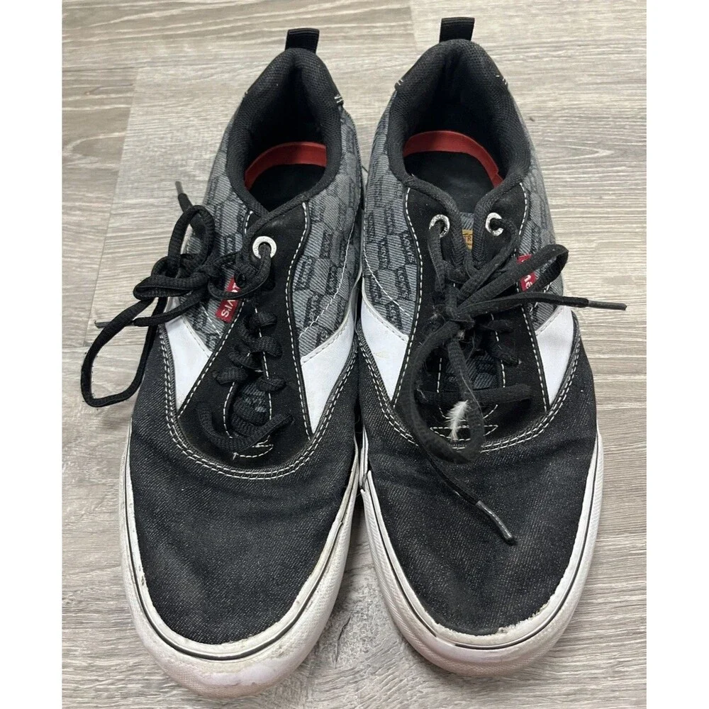 Levi’s Low Top Sneakers Mens 8.5 Black Gray Canvas Logo Lace Up Shoes Streetwear